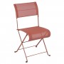 На фото: Складаний стілець Dune Red Ochre (120120), Стілець Dune Fermob, каталог, ціна