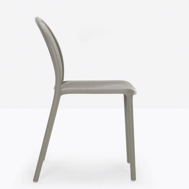 На фото: Стілець Remind 3730 Recycled Grey (3730rg), Пластикові стільці Pedrali, каталог, ціна